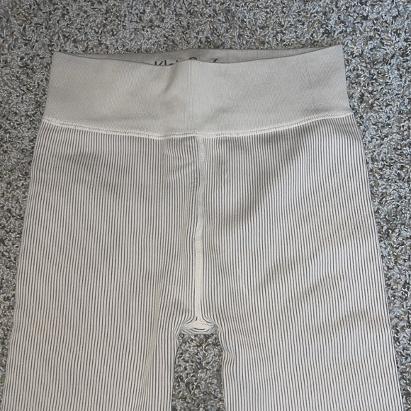 Calvin Klein Performance Ribbed Leggings size Medium - Picture 7 of 13